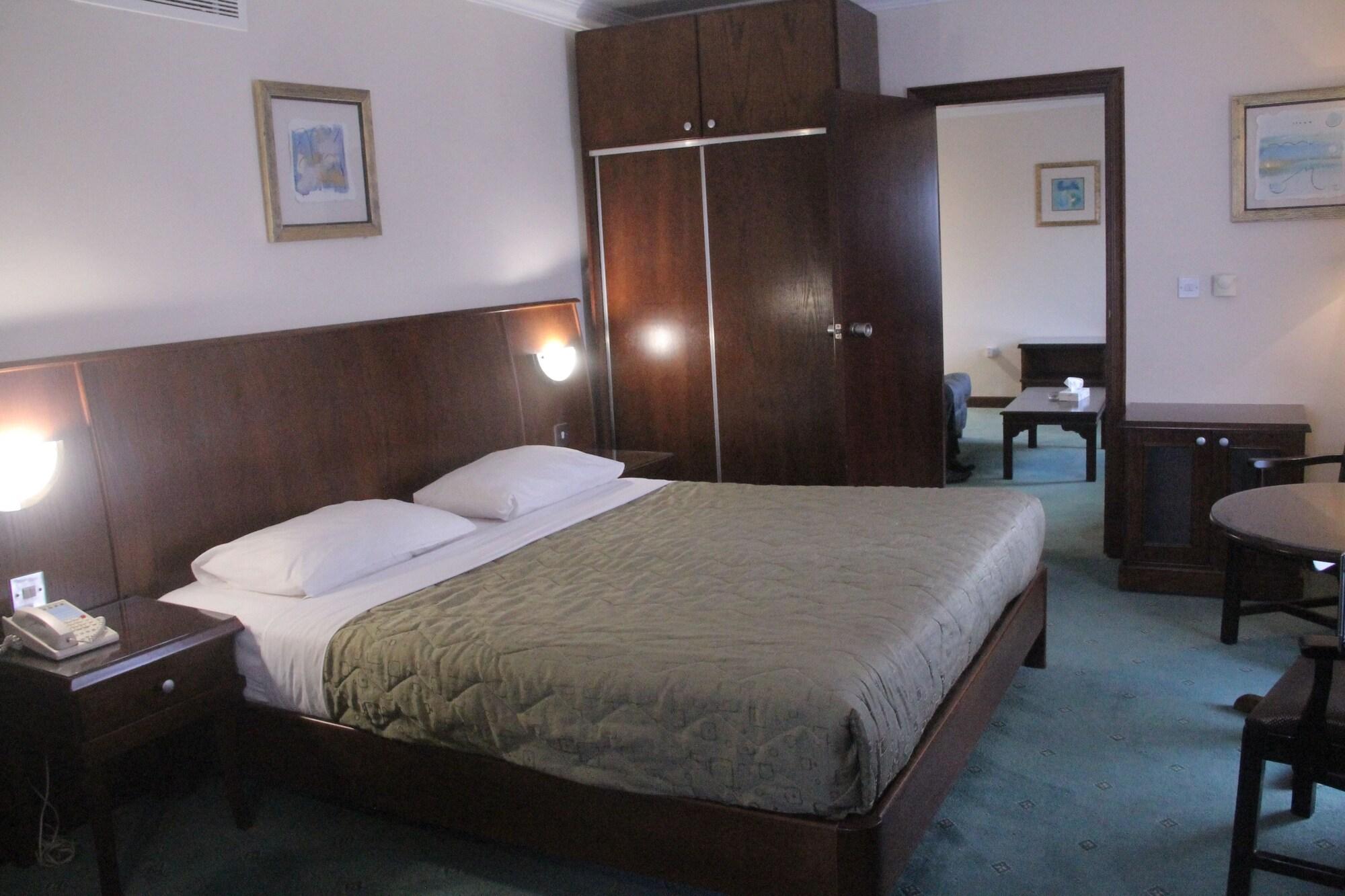 Le Vendome Hotel Amman Eksteriør billede