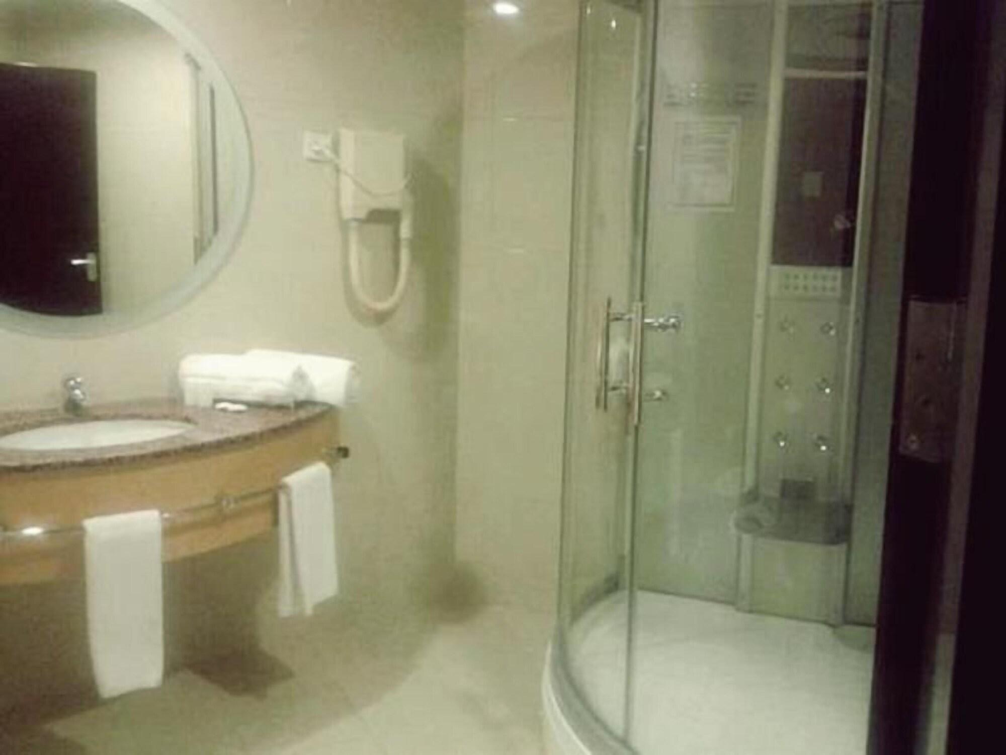 Le Vendome Hotel Amman Eksteriør billede