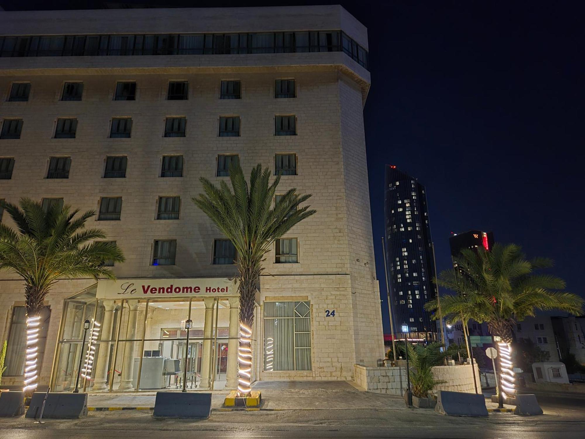 Le Vendome Hotel Amman Eksteriør billede