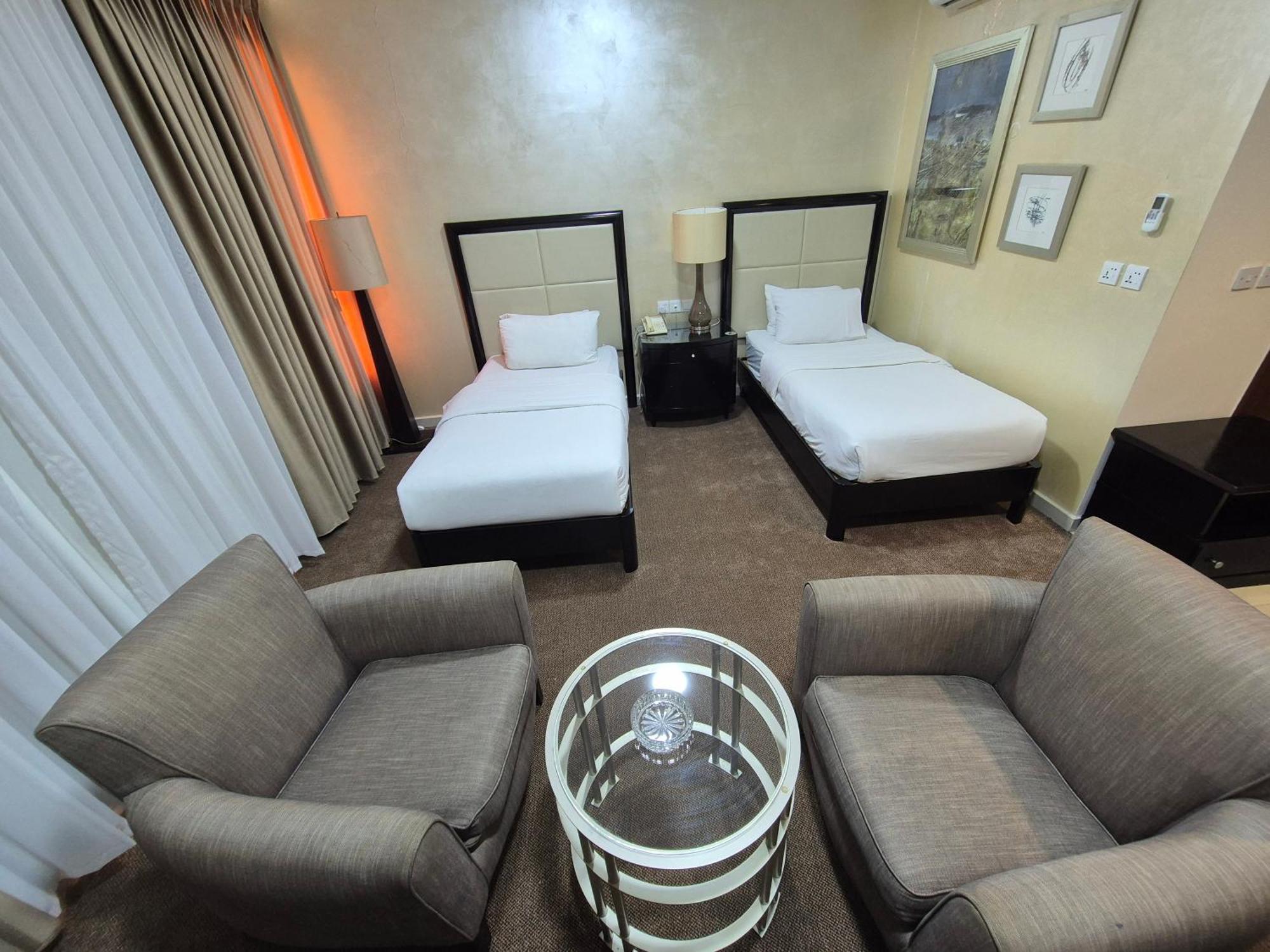 Le Vendome Hotel Amman Eksteriør billede