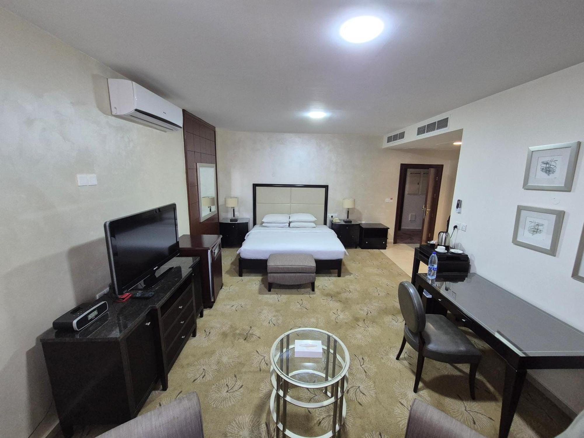 Le Vendome Hotel Amman Eksteriør billede