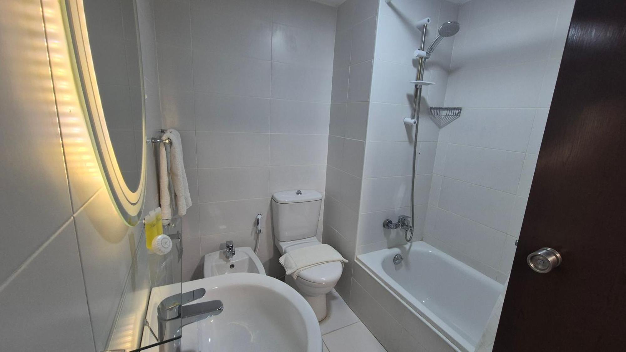 Le Vendome Hotel Amman Eksteriør billede