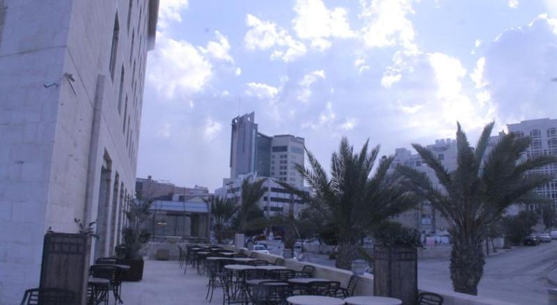 Le Vendome Hotel Amman Eksteriør billede