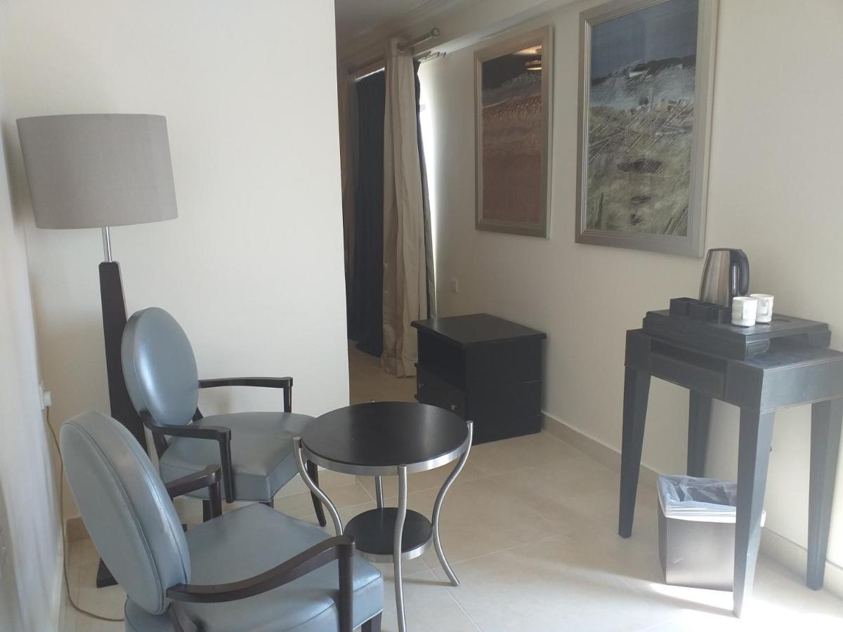 Le Vendome Hotel Amman Eksteriør billede